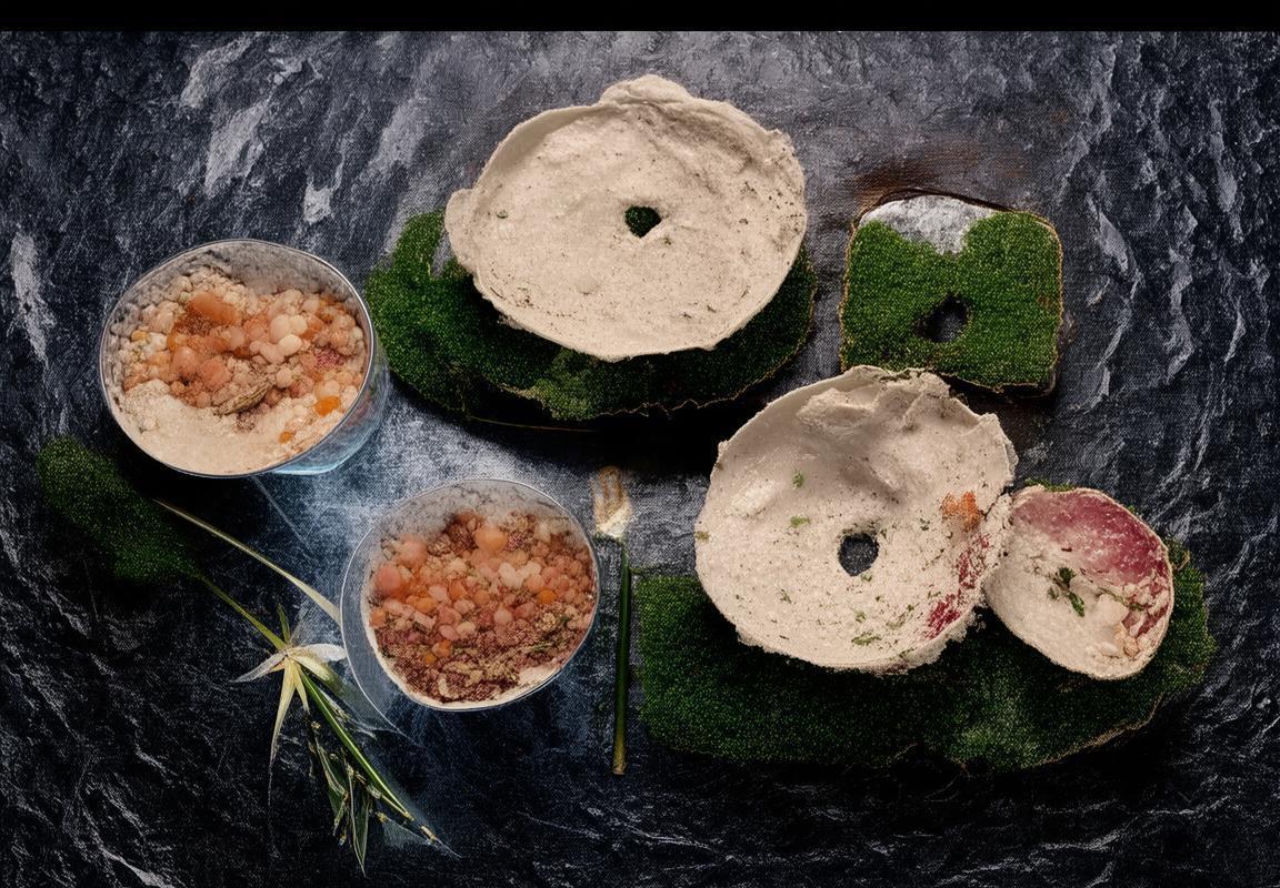 杰伦·布朗创凯尔特人队史纪录：单赛季200记三分命中率50%+季后赛40分零失误，开启双探花时代